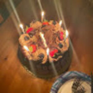 Meet your Posher, Safa